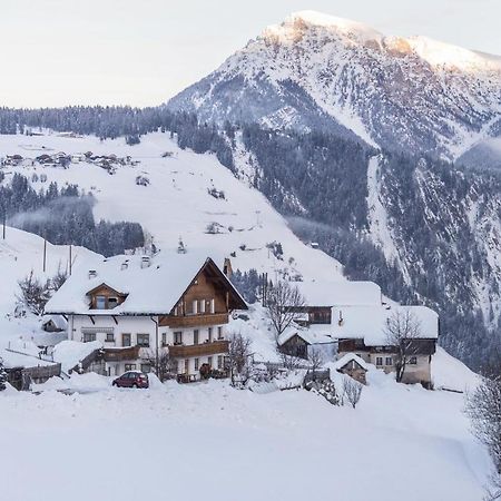 Haus Belodei - Apt A San Martino in Badia Exteriör bild